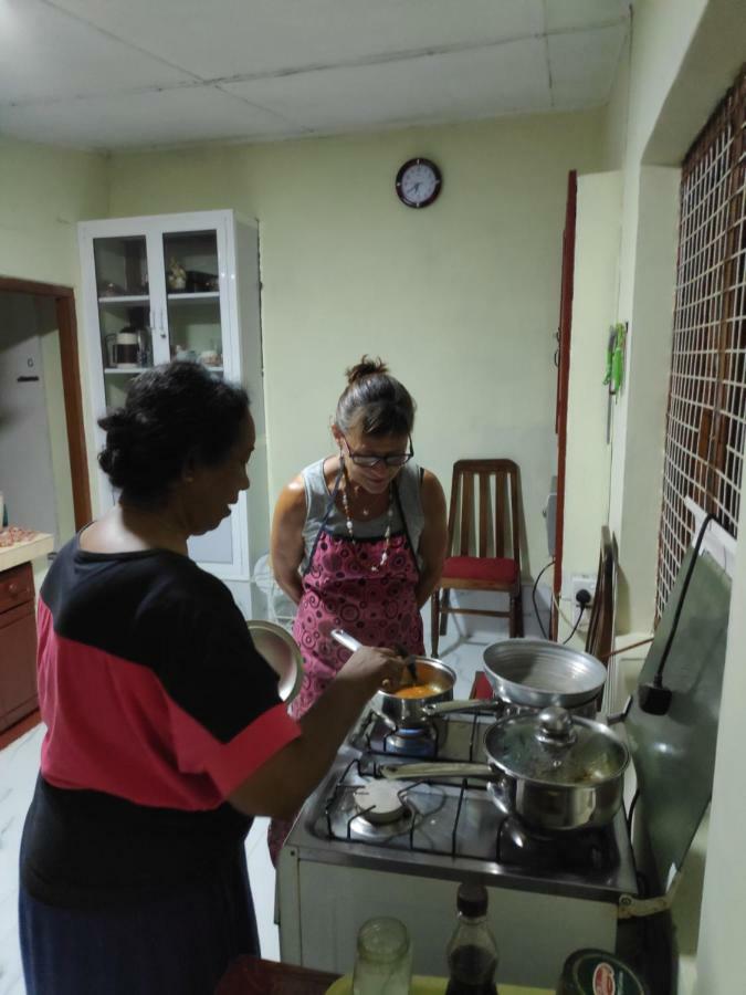 Appartement Jayawimana à Kandy Extérieur photo